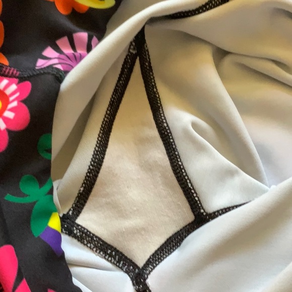 Sugar skull 💀 bike shorts - Picture 5 of 7